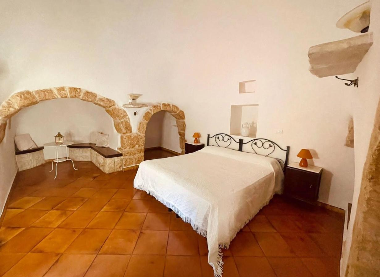 Trulli Nel Bosco Itria Valley Casa vacanze Ceglie Messapica