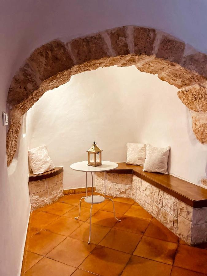 Trulli Nel Bosco Itria Valley * Ceglie Messapica